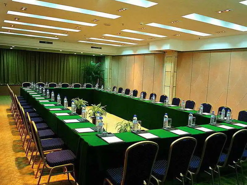 Meilian City Holiday Hotel