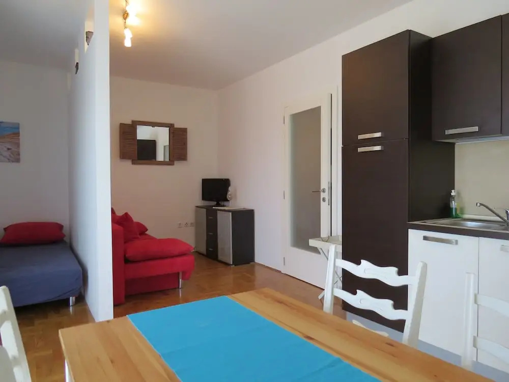 Apartment Mima