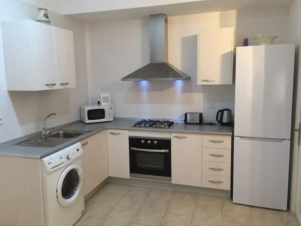 Cesar Apartment