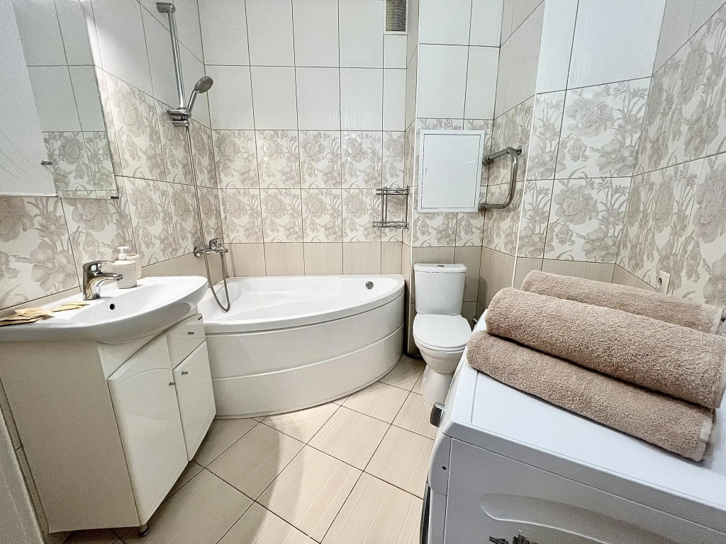 Rental Family Rooms (Рентал Фэмили Румс) на улице Революции 1905 года