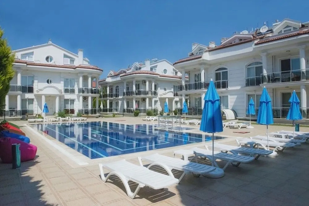 Serenity Apartments 4 by Villamnet