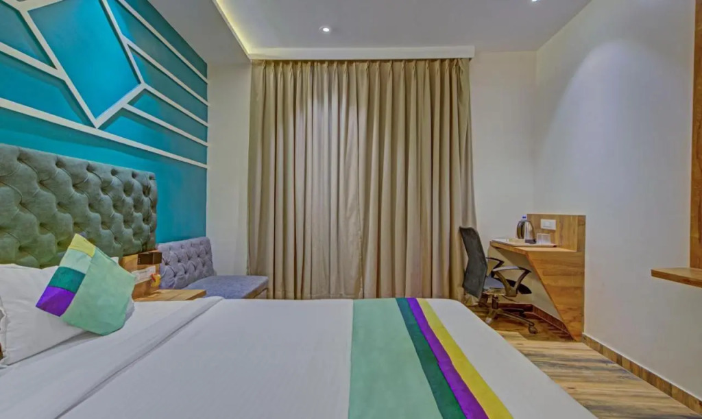 Treebo Prince Andheri East