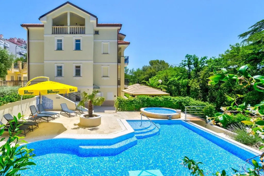 Houses and Apartment in Crikvenica 39413