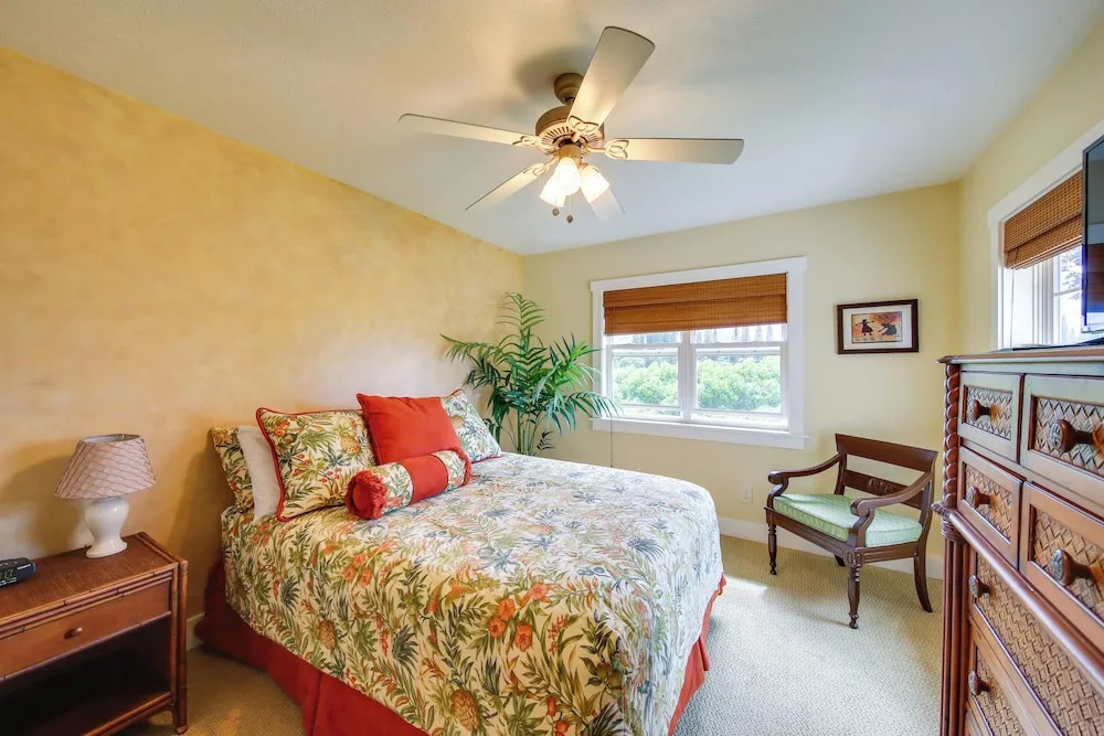 Princeville Condo w/ Mountain & Golf Course Views!