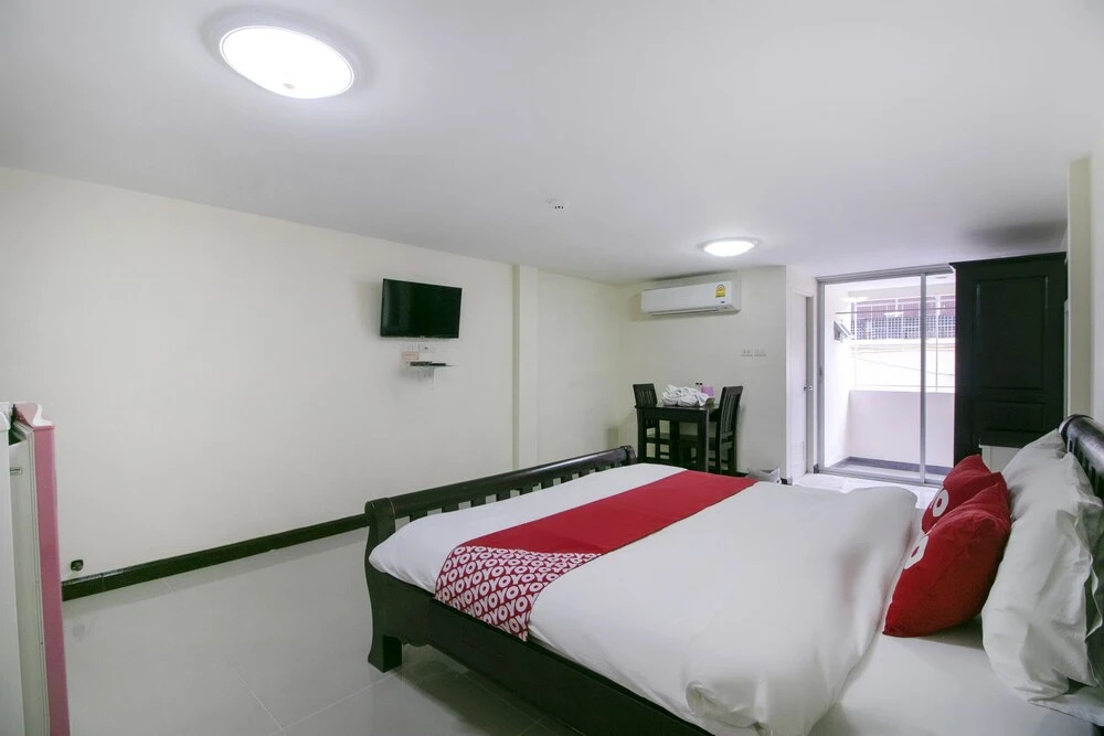 Sunee Place Hotel by OYO