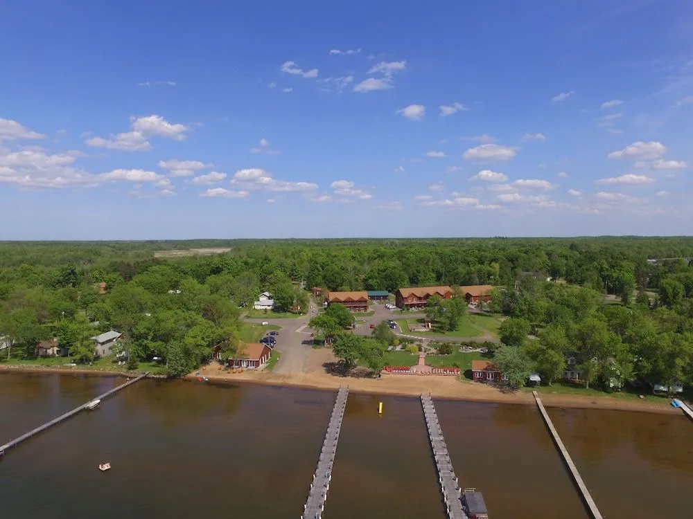 Appeldoorn's Sunset Bay Resort