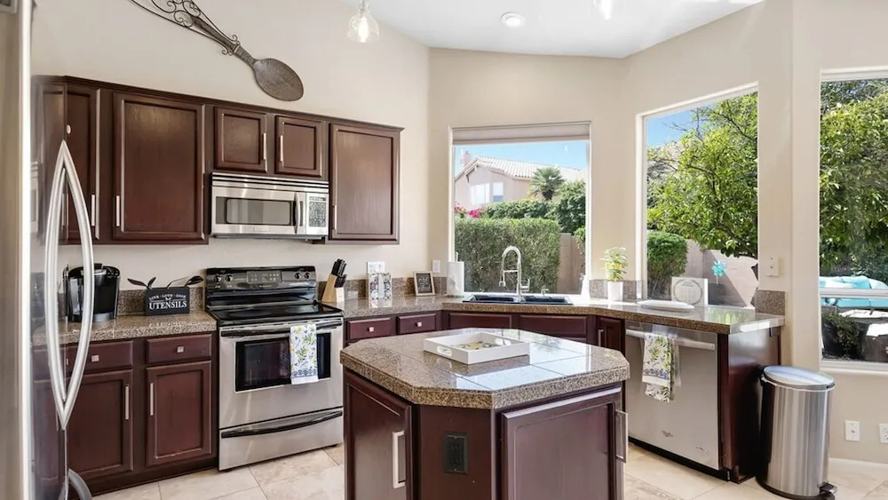 Amazing Home in Great Location W/backyard Oasis!