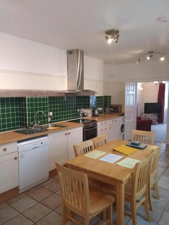 Castle Square Apartments Beaumaris