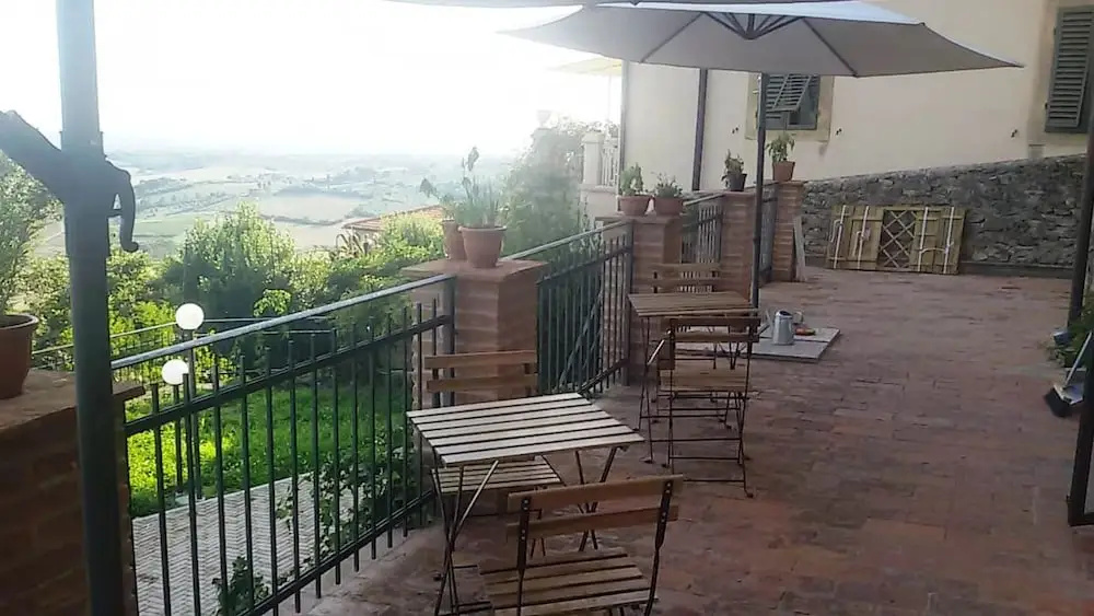 Casa Cerboneschi B&B in a medieval village with Panoramic Tuscan Hills