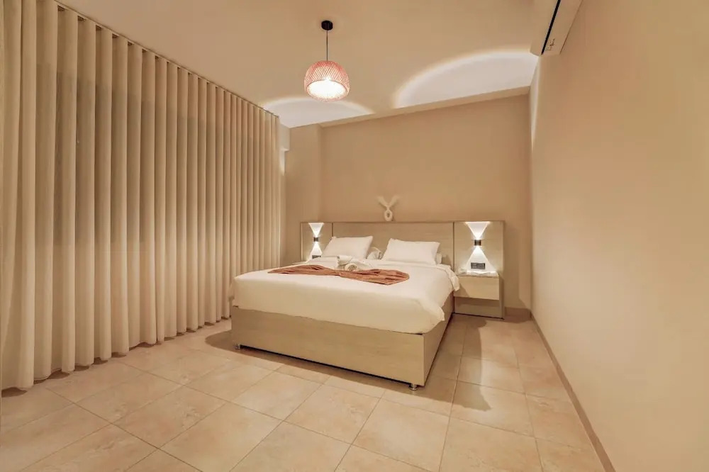 Raha Elite Suites and Villas for Family Only