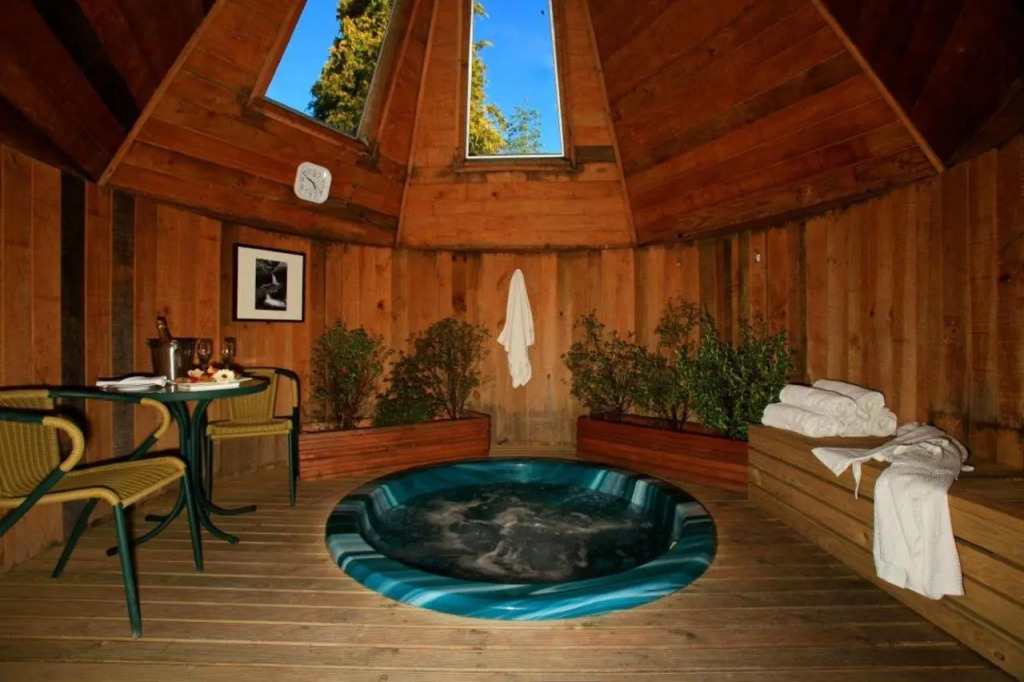 Distinction Te Anau Hotel & Villas