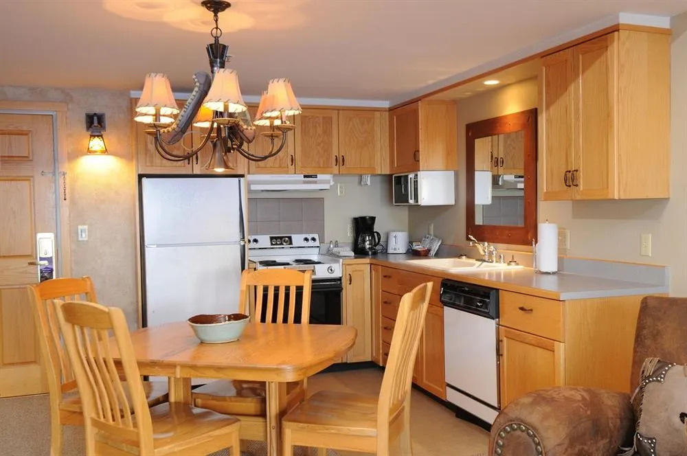 Beaverhead Condos at Big Sky Resort