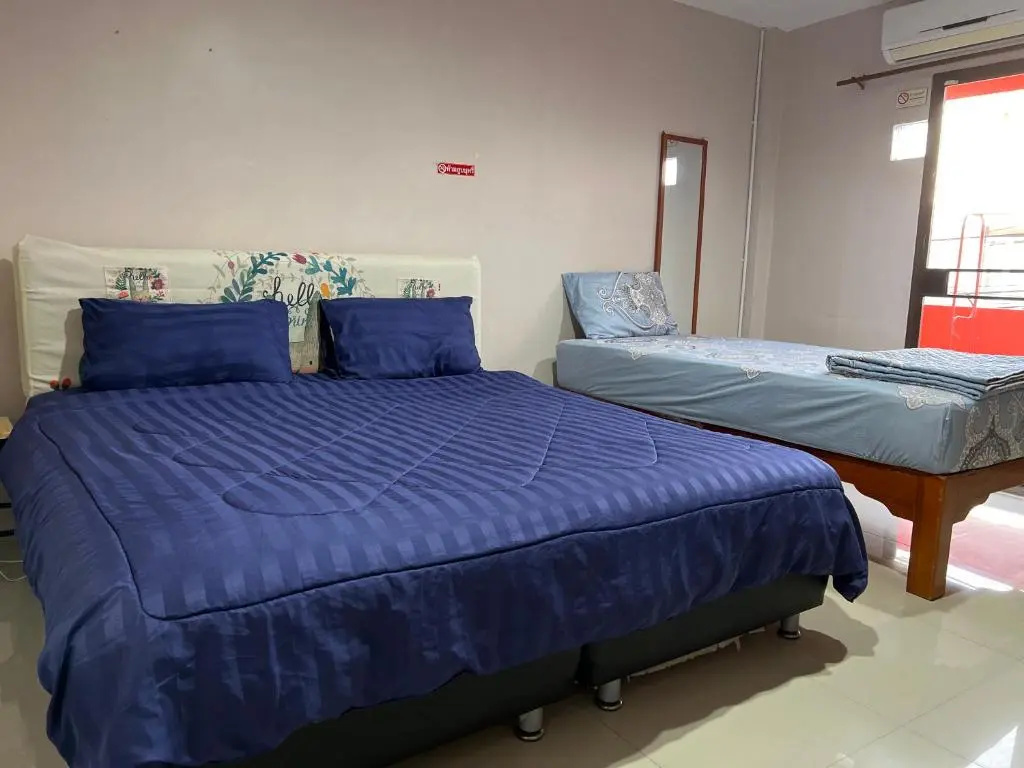 SMILE HOME GUESTHOUSE