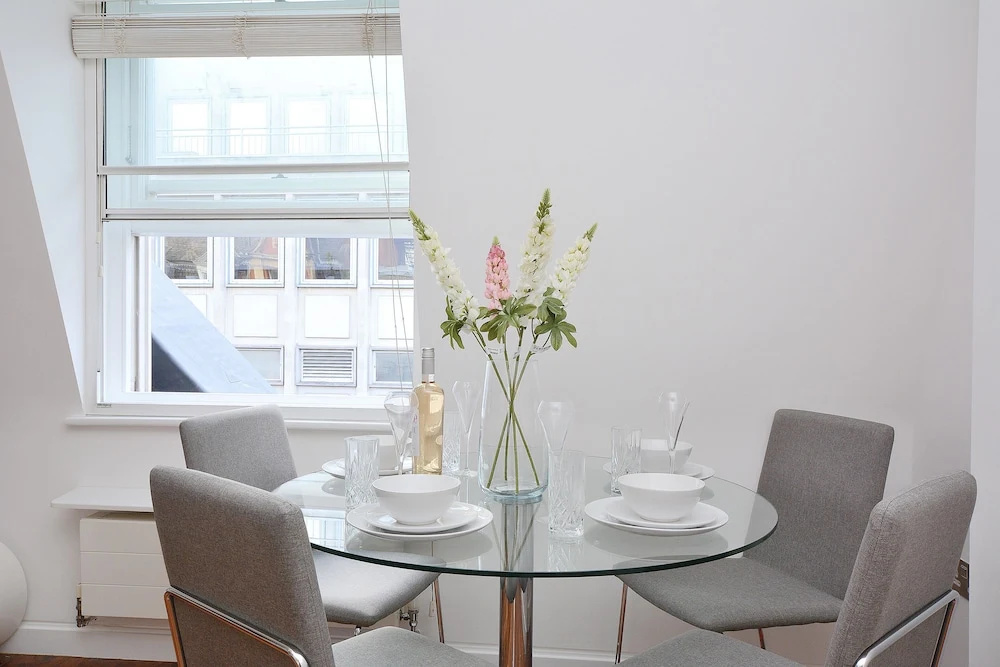 James Street Serviced Apartments by Globe Apartments
