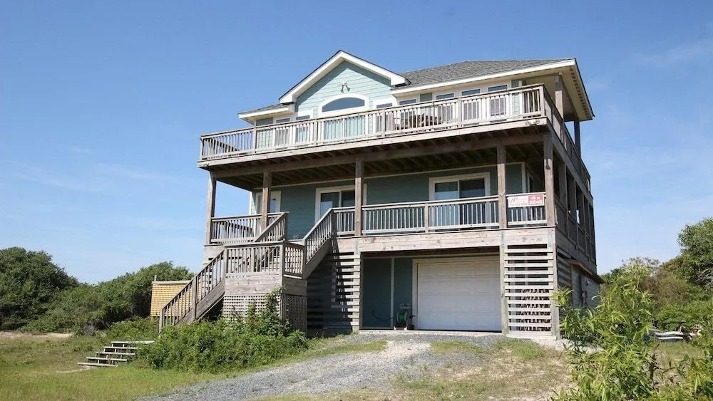 South of Disorder - 3 Br Home