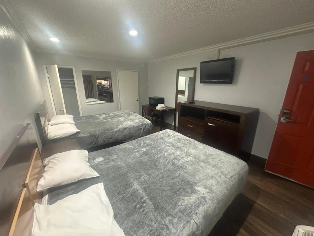 Heritage Inn
