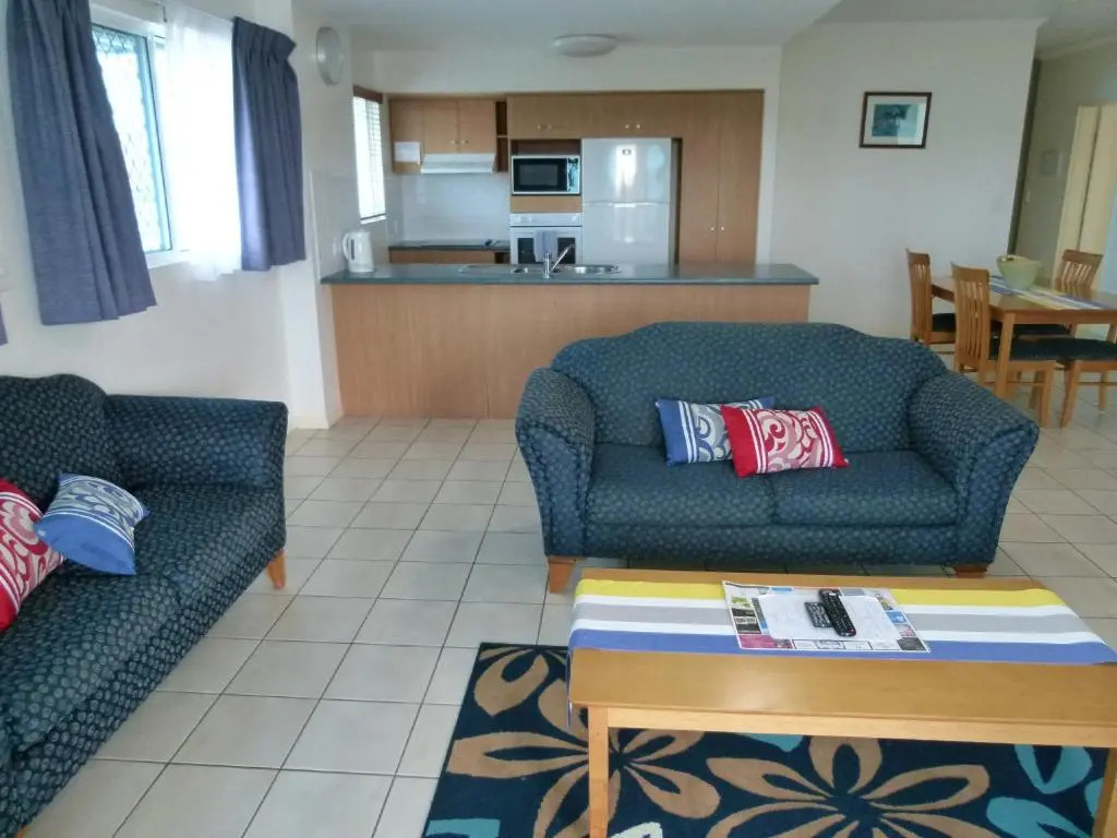 Madison Ocean Breeze Apartments