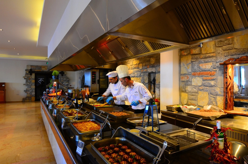 Azka Hotel