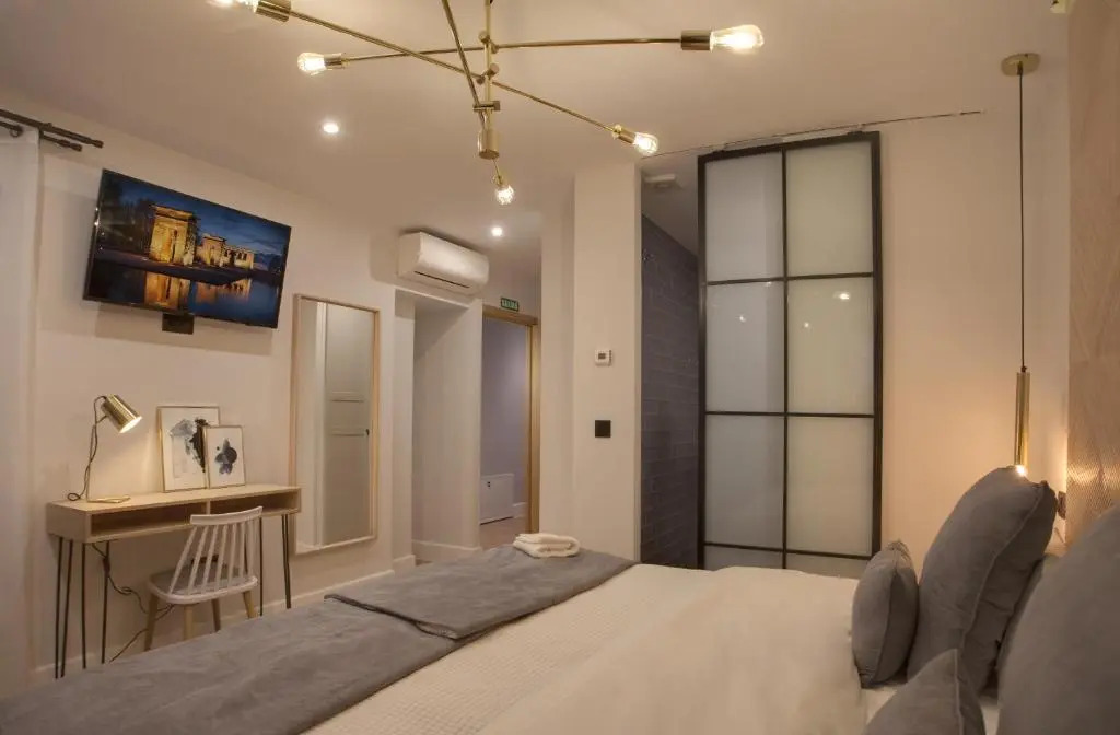 SUITES YOU Soho