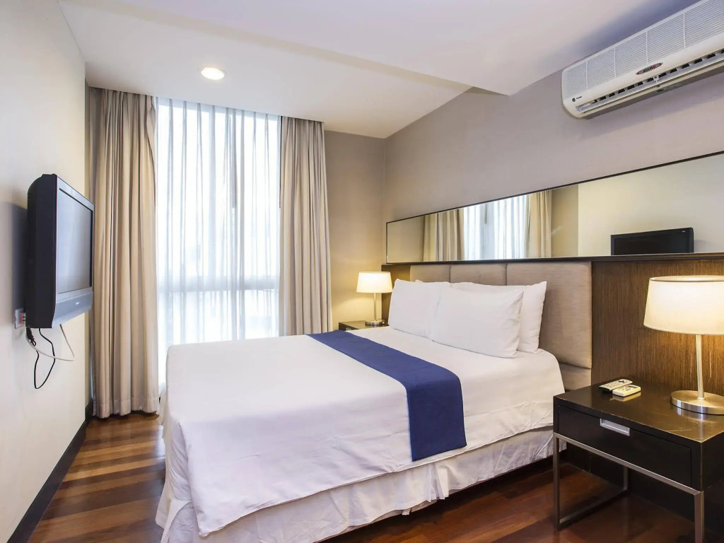The Narathiwas Hotel & Residence Sathorn Bangkok