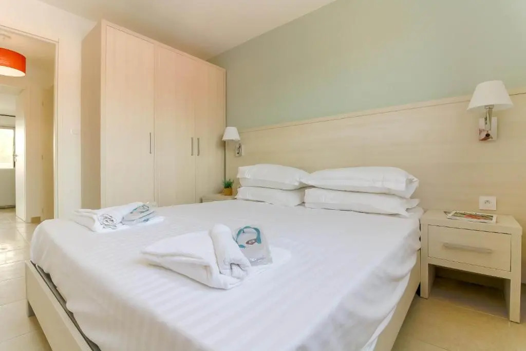 SELECT'SO HOME - Résidence Le Poséidon - Piscine & Garage - Prestations de qualité & Services Hôteliers - POS22
