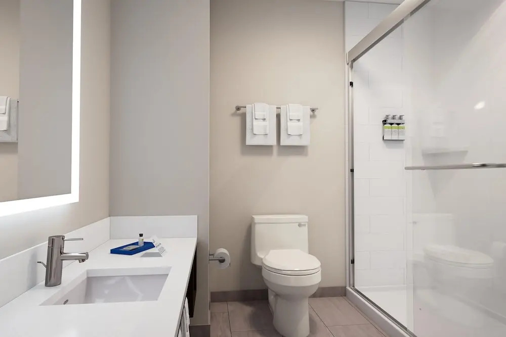 Holiday Inn Express & Suites Ridgecrest - China Lake by IHG