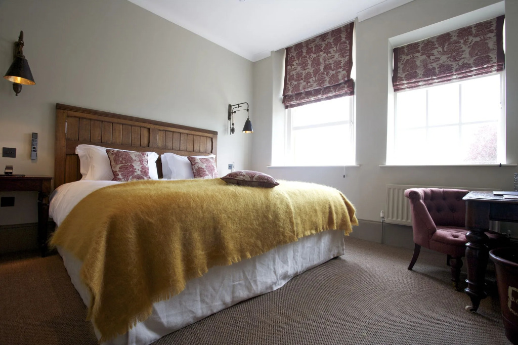 The Wheatsheaf Inn