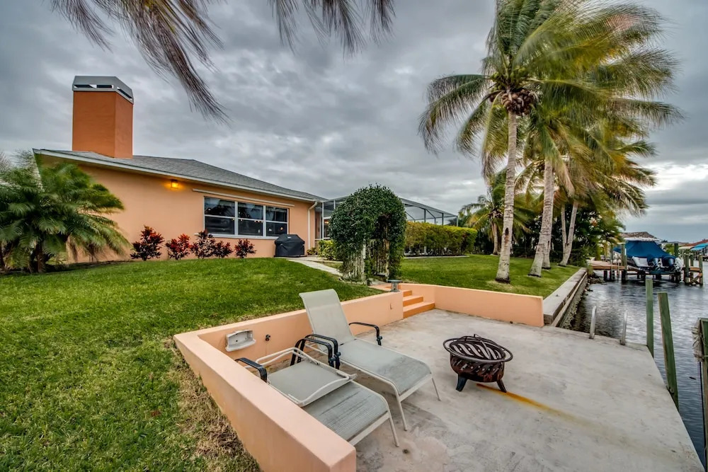 Villa Rustic Cove - Roelens Vacations