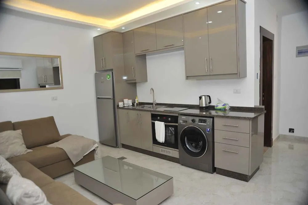 Amazing one Bedroom Apartment in Amman,elwebdah 10