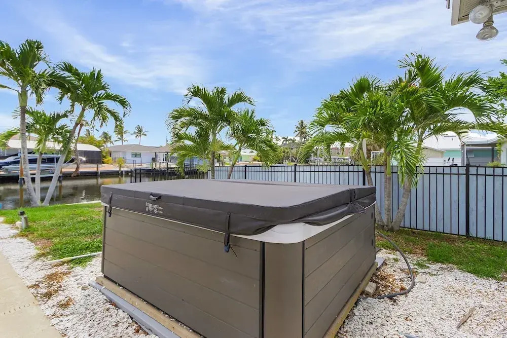 7 Dockside Dream: 3br/3ba Pool Home W/ Water Views! 3 Bedroom Home