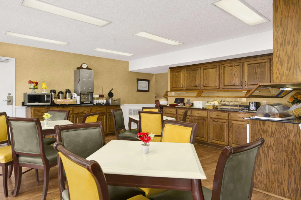 Baymont by Wyndham Warner Robins
