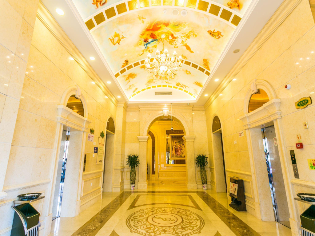 Vienna Shanghai Hongqiao National Convention and E
