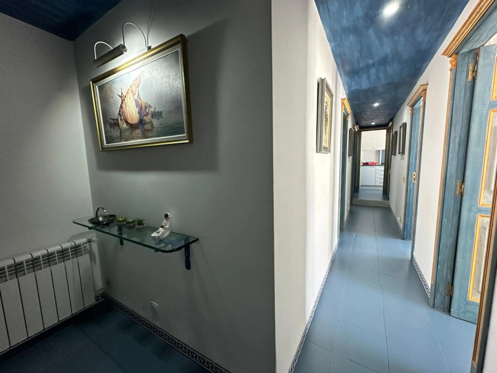 Agi Avenida Apartments