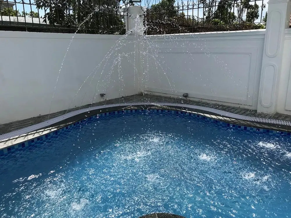 Kat Villa