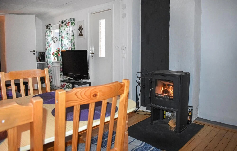 Nice Home in Åhus With 2 Bedrooms