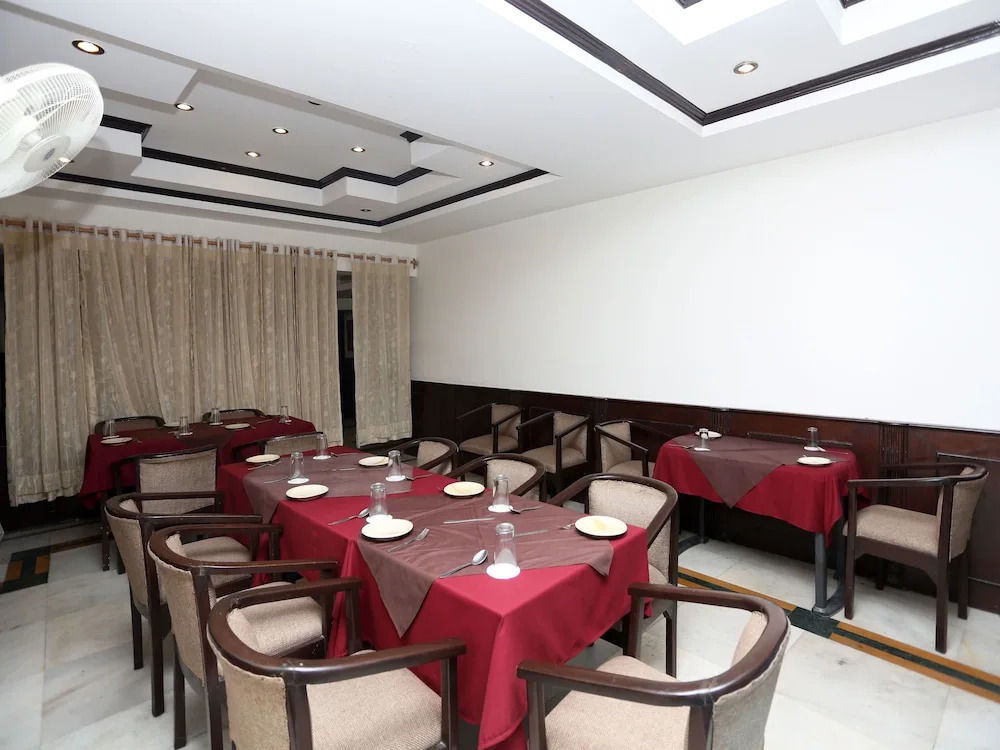 OYO 1672 Hotel The Pearl