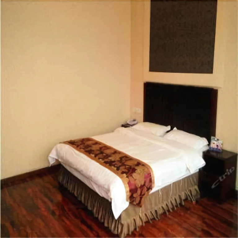 Xinjin Cambridge Peninsula Hotel