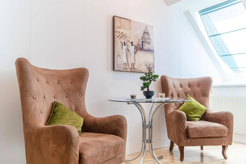 Ideal 2BR - Lovely for Longstays