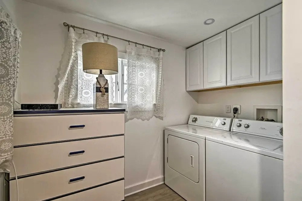 Cozy Ocean Grove Beach Retreat: Walk to the Coast!