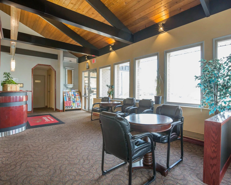 Econo Lodge Inn & Suites City Centre
