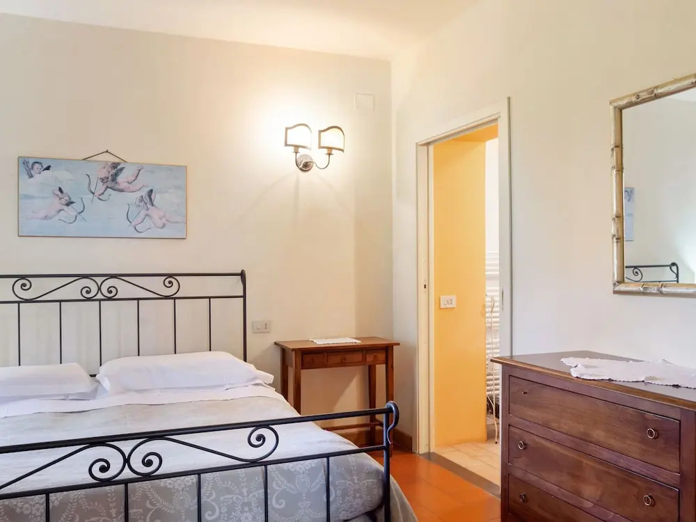 Spacious Holiday Home in Castiglione del Lago With Pool