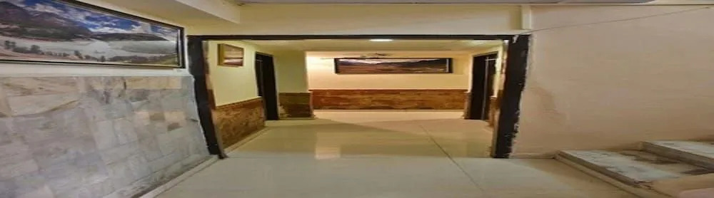 Room Maangta 111 - Andheri East