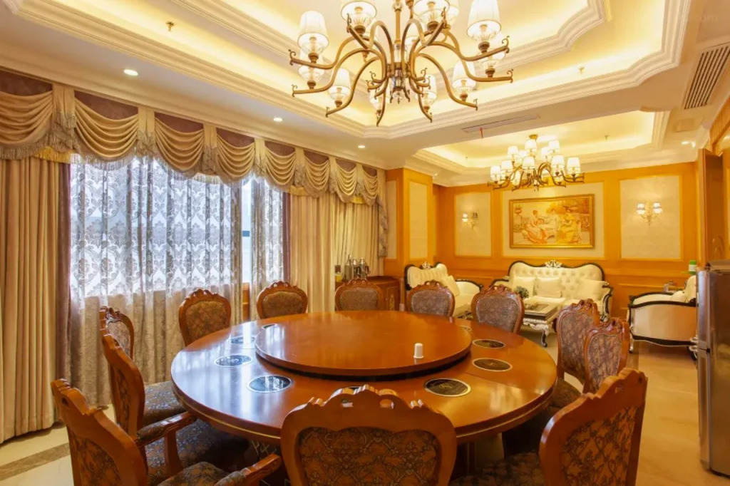 Vienna International Hotel (Pingdingshan Yingcheng)