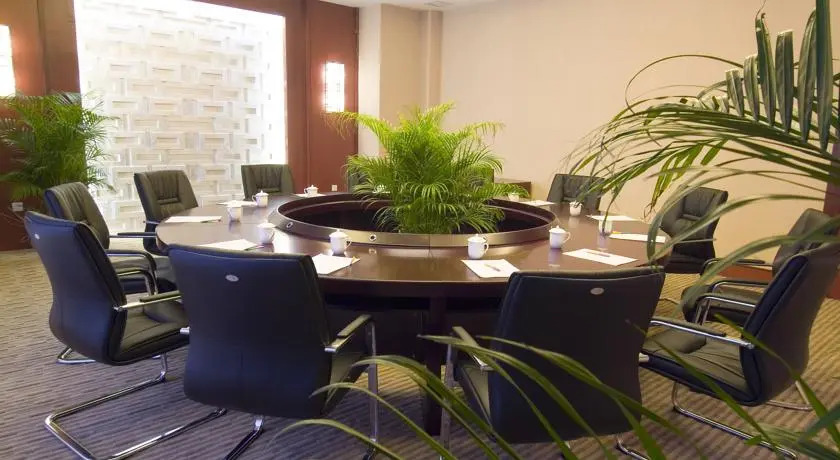 Hainan Wanlilong Business Hotel