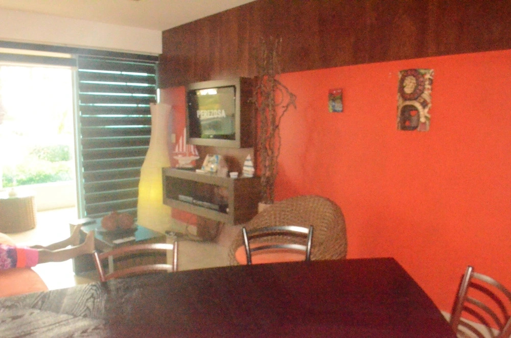 Luxury Apartment 3 r private beach