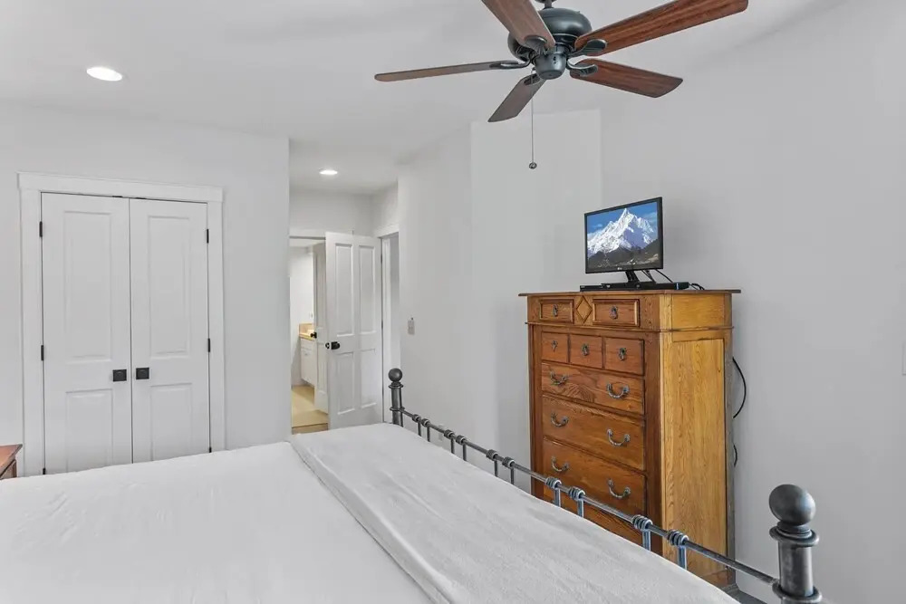 Trail's End Lodge at Deer Valley Resort - Two Bedroom Residence with Den and Spa #103 2 Condo
