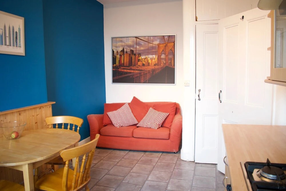 1 Bedroom Apartment in Newington