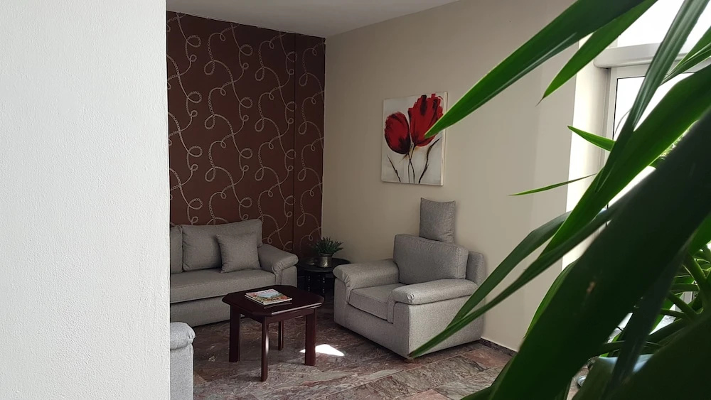 İleri Hotel & Apartments