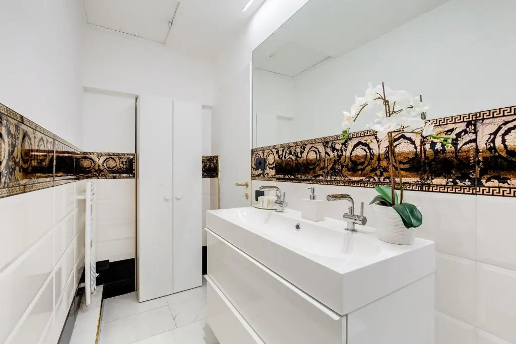 Borgognona luxury apartment