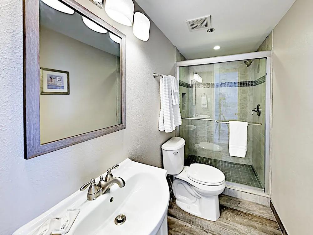 Gulf Unit 805 - 2 Br Condo